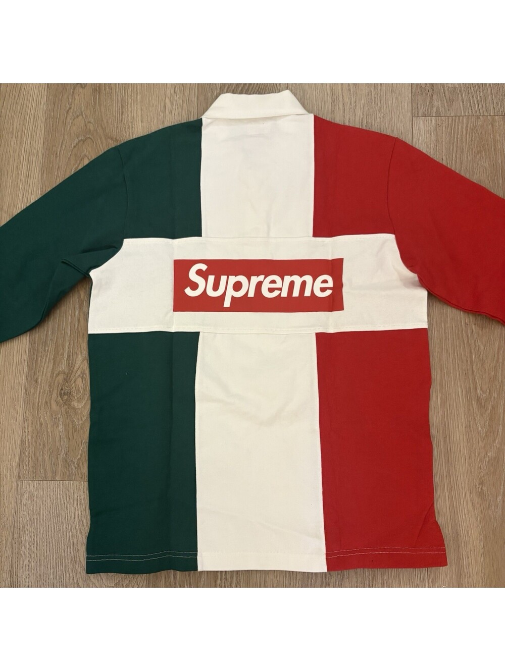 0011 Supreme Rugby Shirt Small